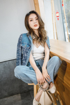 女侠肉浪大屁股泄精求饶